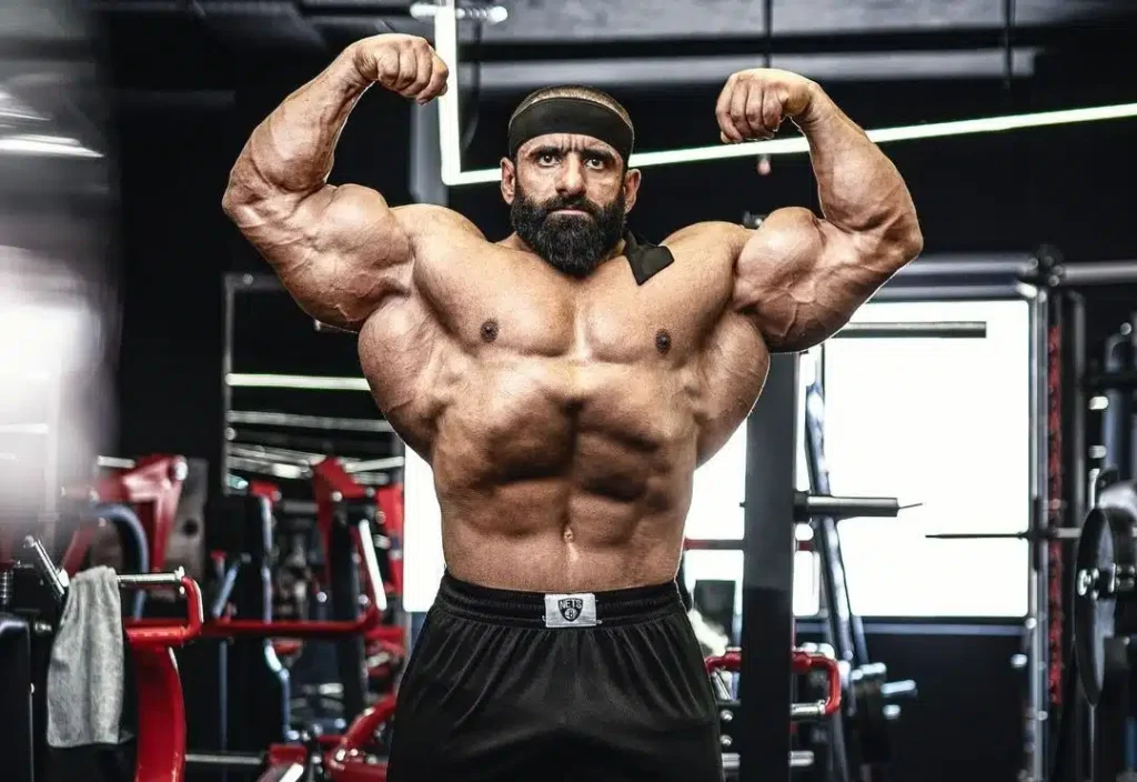 Hadi Choopan: Idade, Altura, Categoria, Conquistas e Sua Jornada no Mr. Olympia